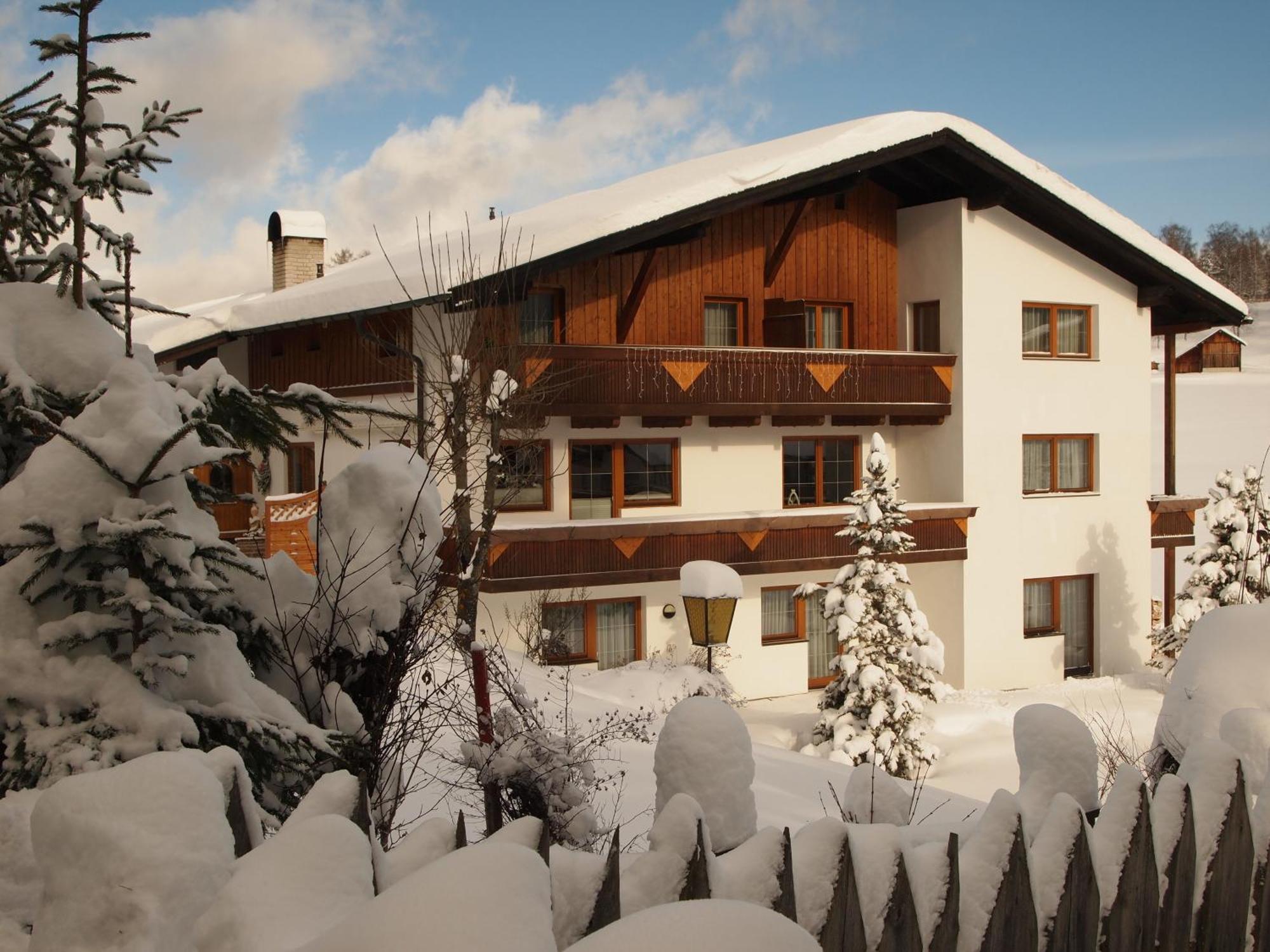 Gaestehaus Manuela - Familie Rantner Seefeld in Tirol Exterior photo